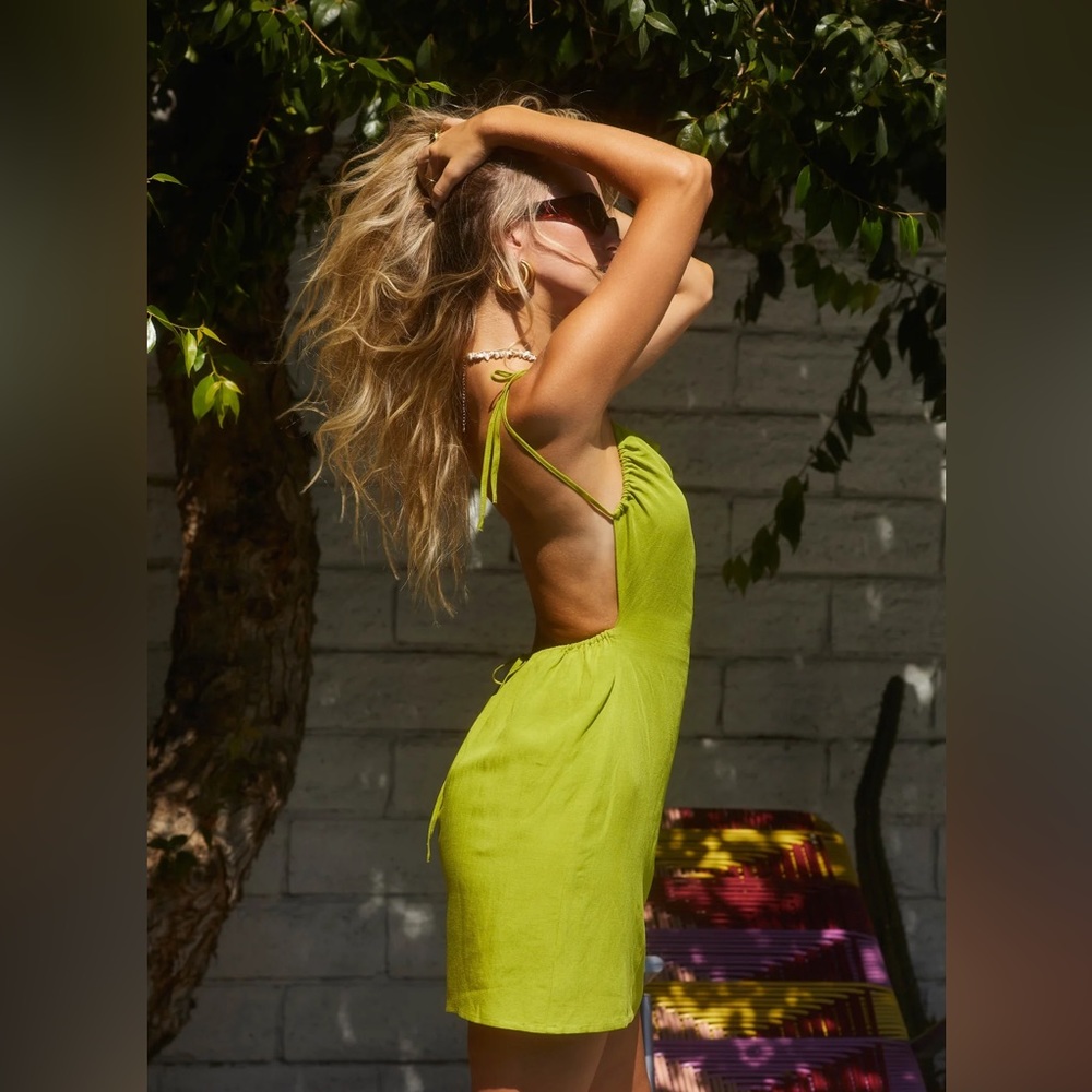 NWT Astr the Label Atlantic Linen Open Back Dress (Chartreuse, Lime, Wedding)